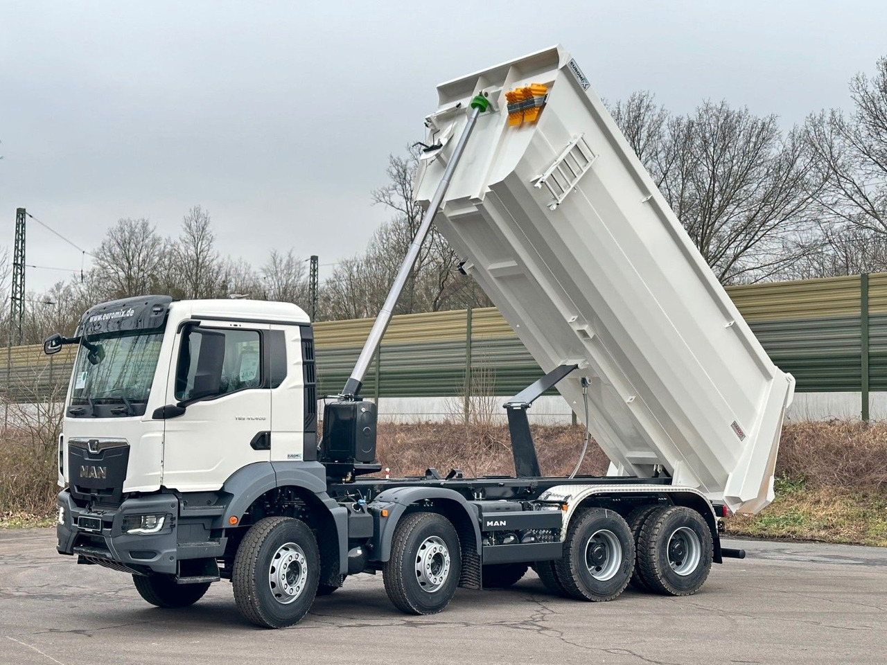 MAN TGS 41.400 8x4 / EUROMIX MTP 20m³/ EURO 5 - Istovarivač: slika 1 MAN TGS 41.400 8x4 / EUROMIX MTP 20m³/ EURO 5 - Istovarivač: slika 1