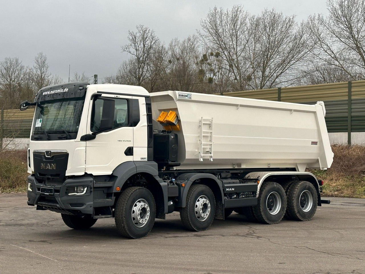 MAN TGS 41.400 8x4 / EUROMIX MTP 20m³/ EURO 5 - Istovarivač: slika 3 MAN TGS 41.400 8x4 / EUROMIX MTP 20m³/ EURO 5 - Istovarivač: slika 3