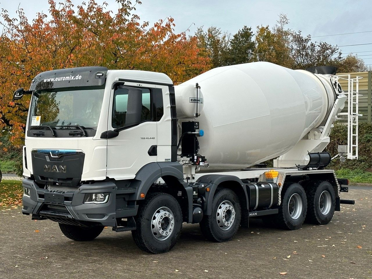 MAN TGS 41.440 8x4 /Euro6e Euromix EM 10 L MAN TGS 41.440 8x4 /Euro6e Euromix EM 10 L - Mikser za beton: slika 1 MAN TGS 41.440 8x4 /Euro6e Euromix EM 10 L MAN TGS 41.440 8x4 /Euro6e Euromix EM 10 L - Mikser za beton: slika 1