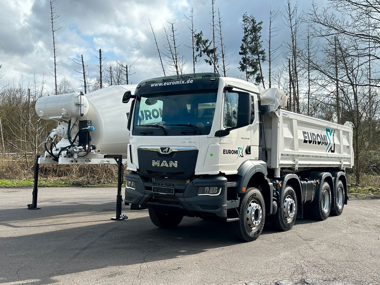 MAN TGS 41.440 8x4 WECHSELSYSTEM KIPPER+MISCHER - Mikser za beton: slika 2 MAN TGS 41.440 8x4 WECHSELSYSTEM KIPPER+MISCHER - Mikser za beton: slika 2