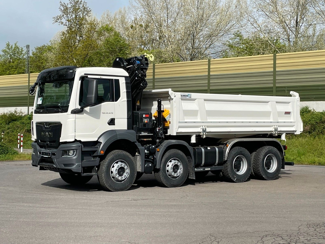 MAN TGS 41.480 8x4/Euro6e Euromix Kipper Hiab 228-6 - Istovarivač, Kamion sa dizalicom: slika 3 MAN TGS 41.480 8x4/Euro6e Euromix Kipper Hiab 228-6 - Istovarivač, Kamion sa dizalicom: slika 3