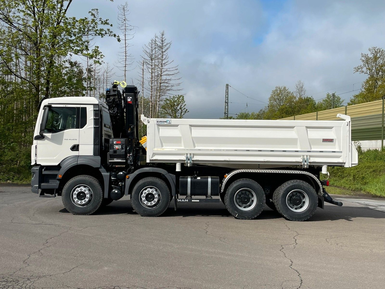 MAN TGS 41.480 8x4/Euro6e Euromix Kipper Hiab 228-6 - Istovarivač, Kamion sa dizalicom: slika 4 MAN TGS 41.480 8x4/Euro6e Euromix Kipper Hiab 228-6 - Istovarivač, Kamion sa dizalicom: slika 4