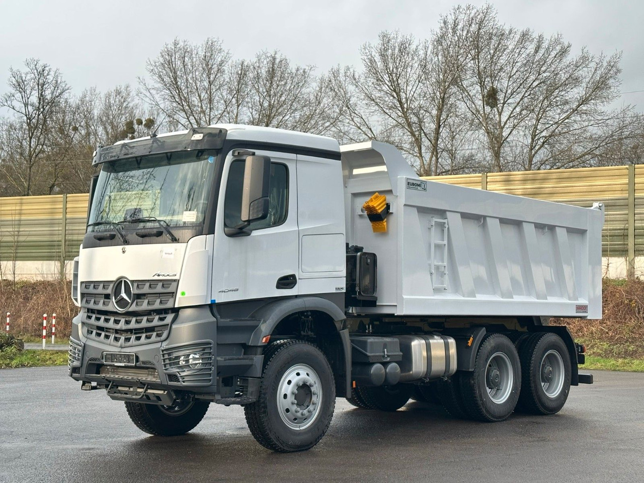 Mercedes-Benz 4048 6X4 Arcos 5 EuromixMTP Dumper Kipper - Istovarivač: slika 3 Mercedes-Benz 4048 6X4 Arcos 5 EuromixMTP Dumper Kipper - Istovarivač: slika 3