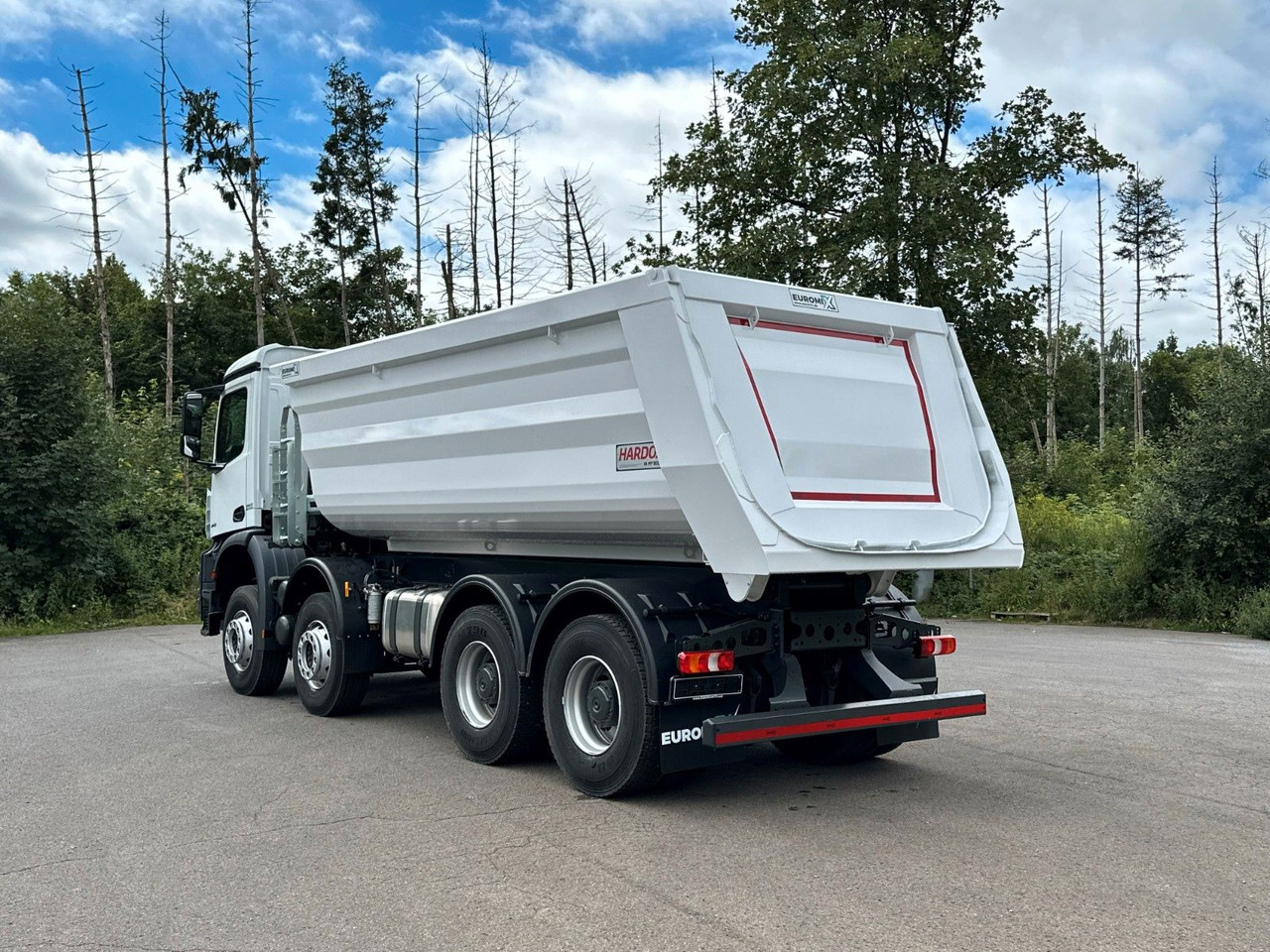 Mercedes-Benz 4142 8X4 Mulden- Kipper - EuromixMTP - Istovarivač: slika 4 Mercedes-Benz 4142 8X4 Mulden- Kipper - EuromixMTP - Istovarivač: slika 4