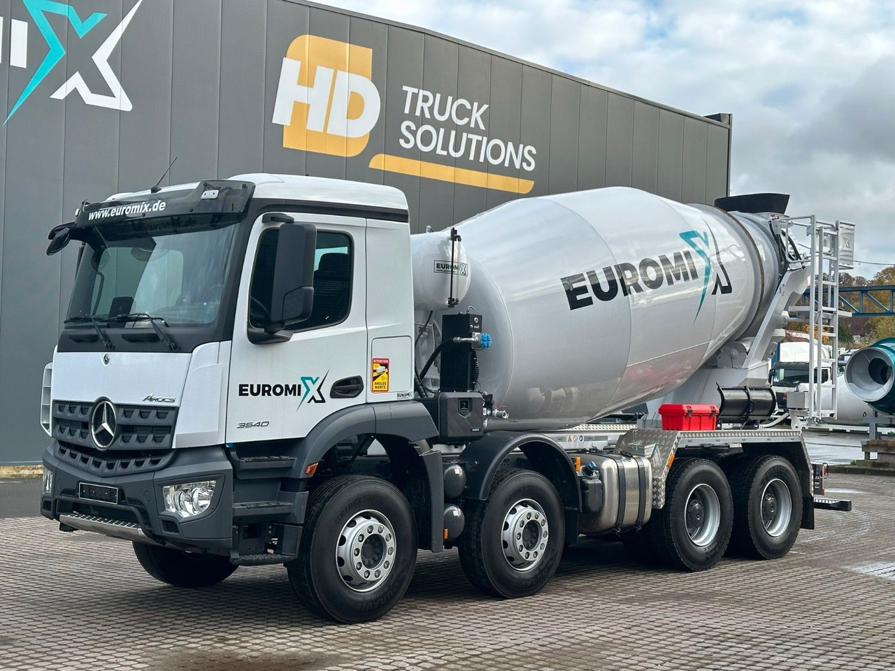 Mercedes-Benz Arocs 5 3540 8x4 EURO 6e EuromixMTP EM 9 L - Mikser za beton: slika 2 Mercedes-Benz Arocs 5 3540 8x4 EURO 6e EuromixMTP EM 9 L - Mikser za beton: slika 2