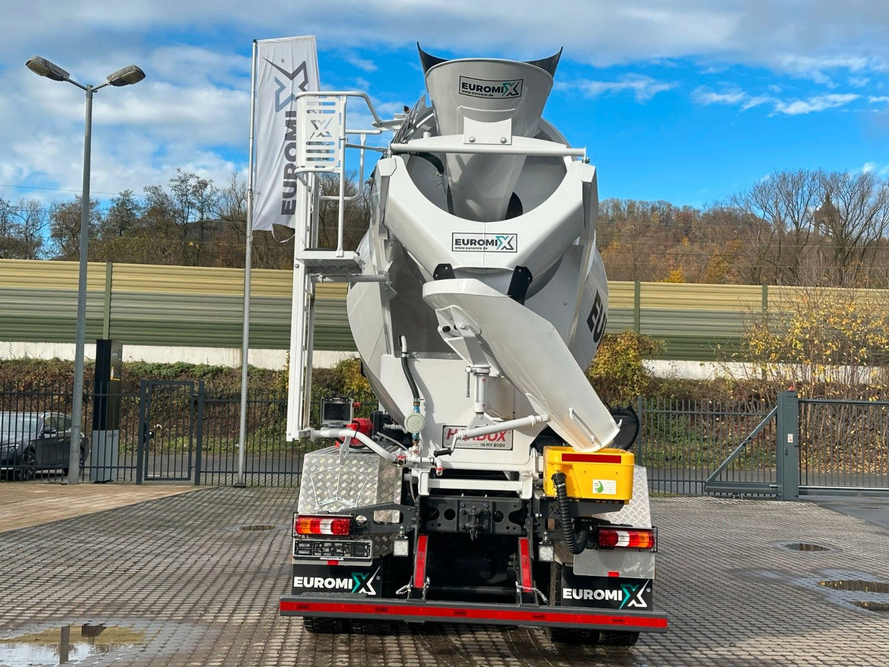 Mercedes-Benz Arocs 5 3540 8x4 EURO 6e EuromixMTP EM 9 L - Mikser za beton: slika 5 Mercedes-Benz Arocs 5 3540 8x4 EURO 6e EuromixMTP EM 9 L - Mikser za beton: slika 5