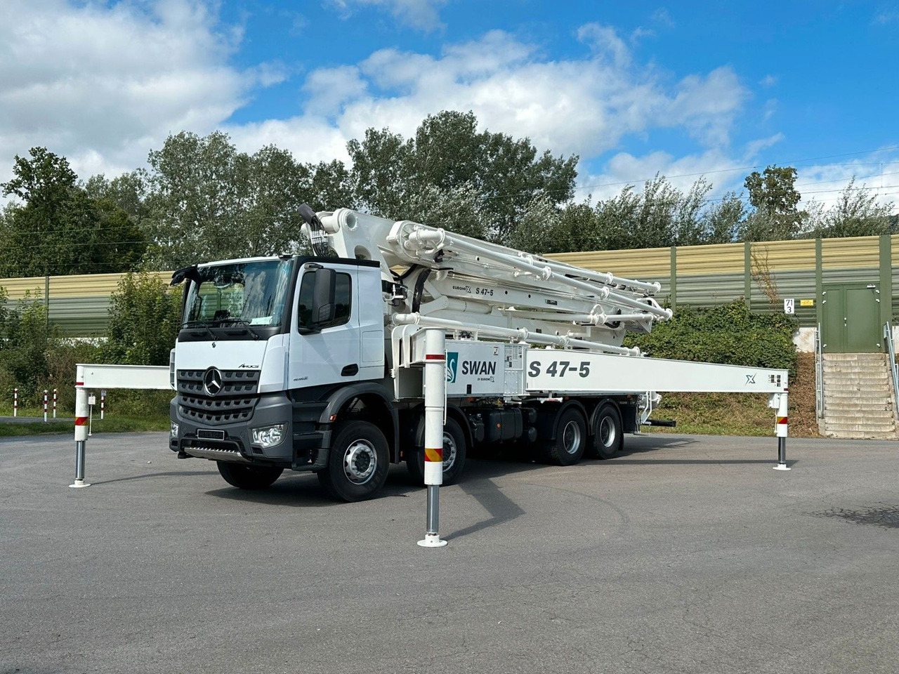 Auto pumpa za beton Mercedes-Benz Arocs 5 4142  8x4 SWAN TSP 47-5 160RZ ( 47m ): slika 13