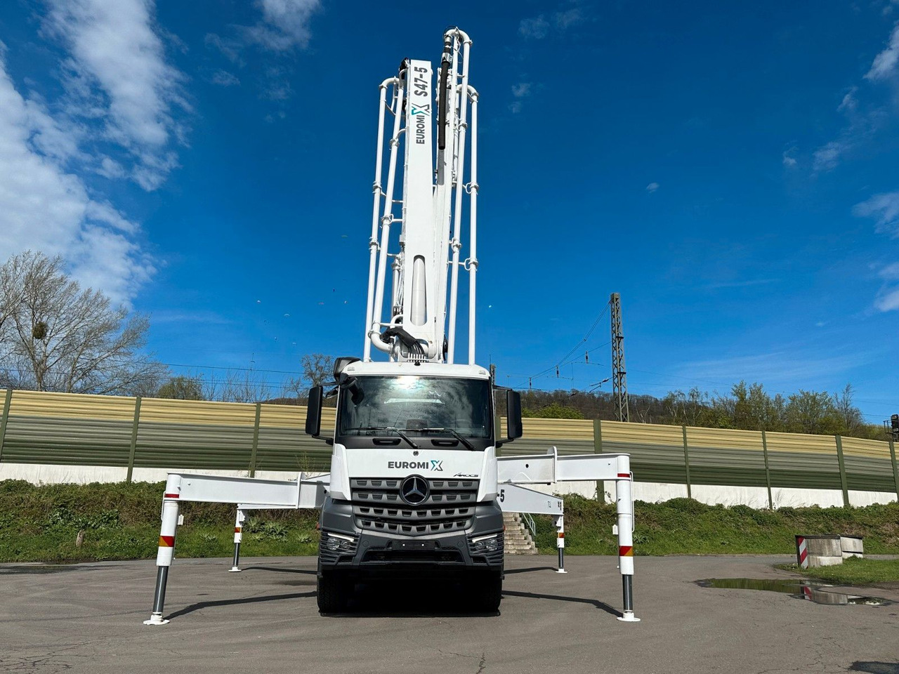 Mercedes-Benz Arocs 5 4542 8x4 SWAN TSP 47-5 160RZ ( 47m ) - Auto pumpa za beton: slika 3 Mercedes-Benz Arocs 5 4542 8x4 SWAN TSP 47-5 160RZ ( 47m ) - Auto pumpa za beton: slika 3