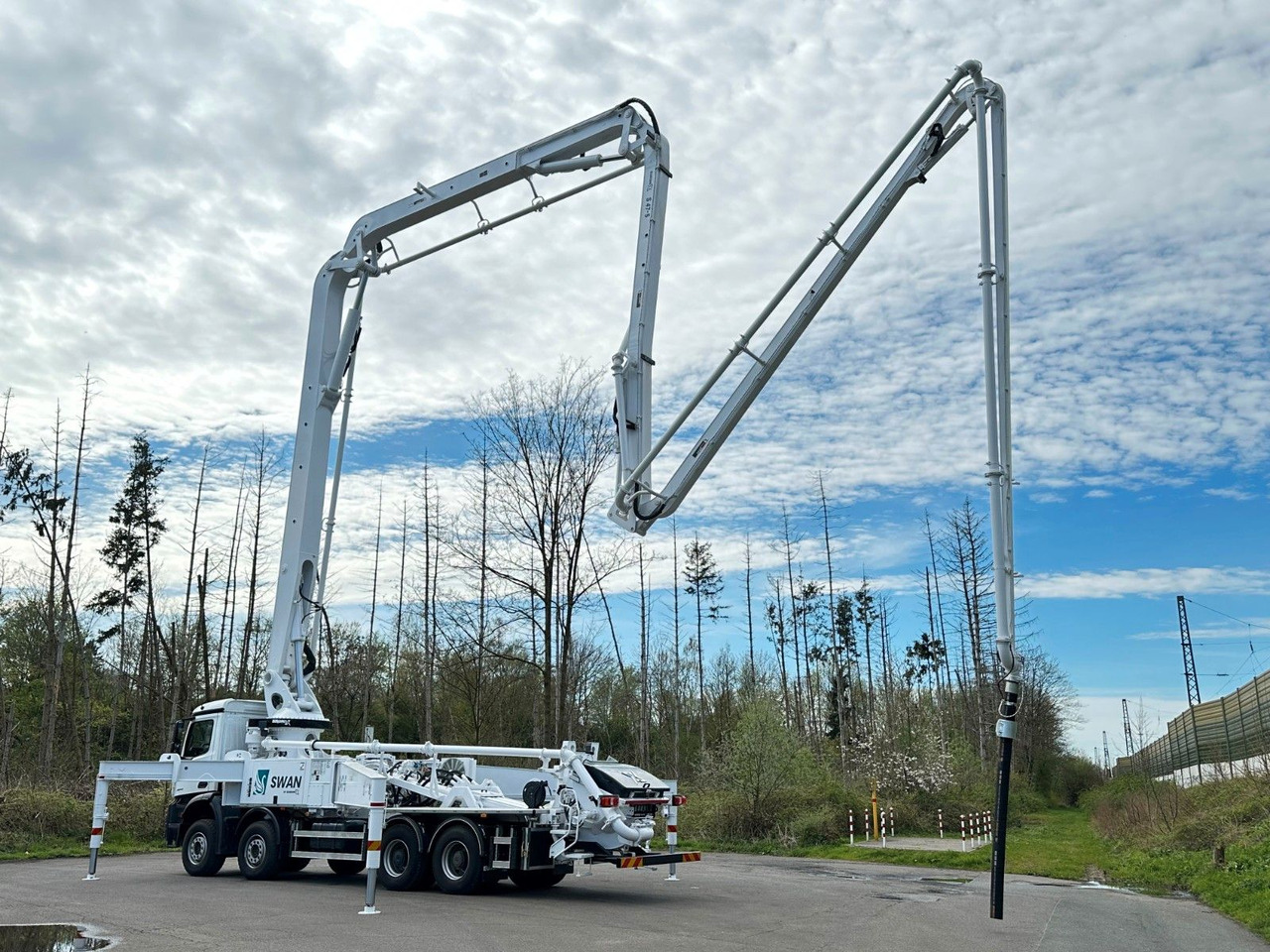 Mercedes-Benz Arocs 5 4542 8x4 SWAN TSP 47-5 160RZ ( 47m ) - Auto pumpa za beton: slika 4 Mercedes-Benz Arocs 5 4542 8x4 SWAN TSP 47-5 160RZ ( 47m ) - Auto pumpa za beton: slika 4