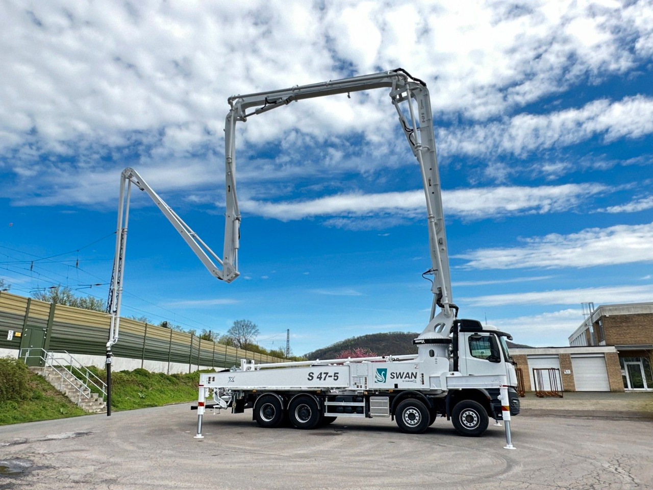 Lizing  Mercedes-Benz Arocs 5 4542 8x4 SWAN TSP 47-5 160RZ ( 47m ) Mercedes-Benz Arocs 5 4542 8x4 SWAN TSP 47-5 160RZ ( 47m ): slika 19