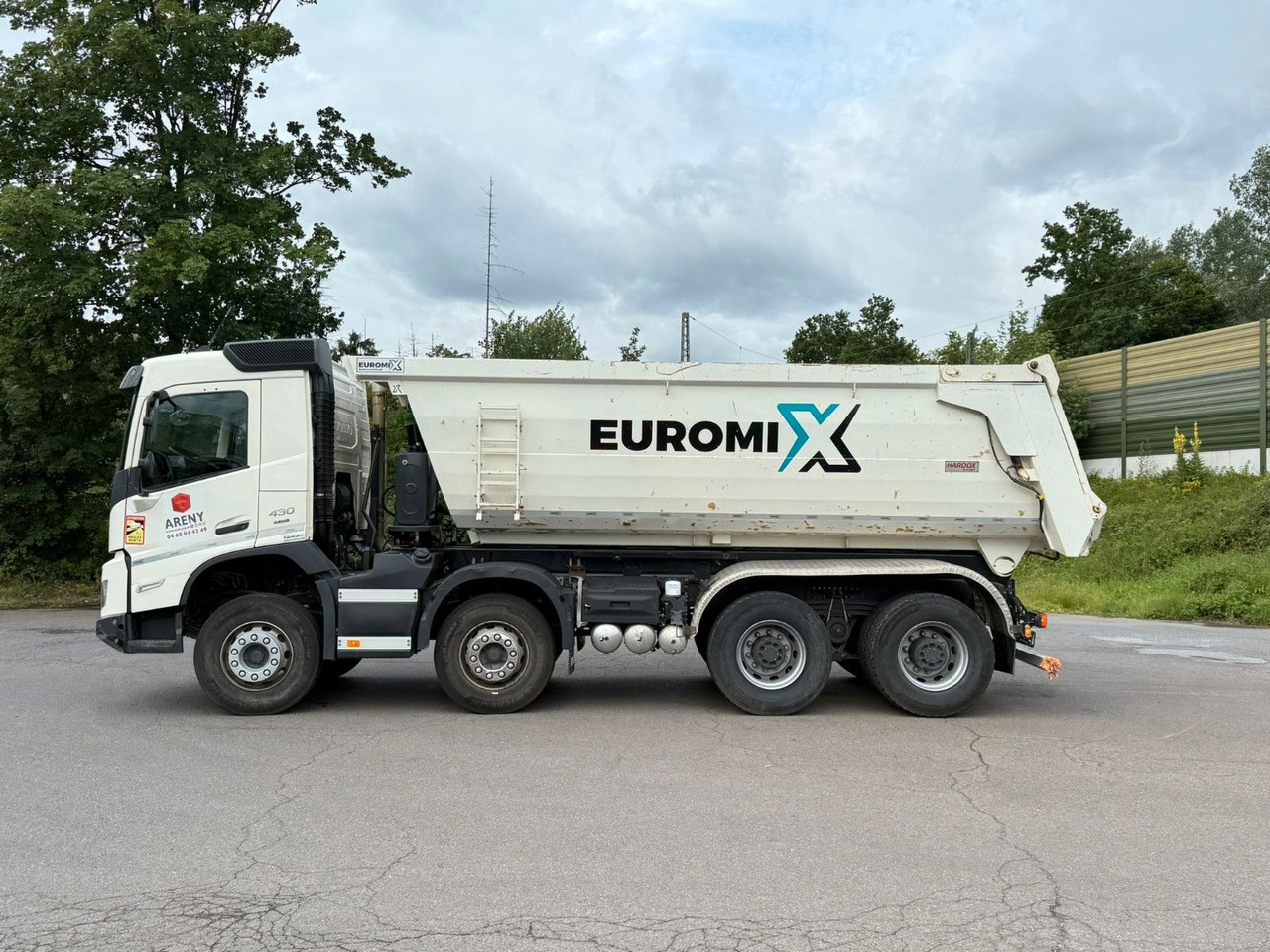Volvo FMX 430 8X4 EuromixMTP 16m³ Hydraulische Klappe - Istovarivač: slika 5 Volvo FMX 430 8X4 EuromixMTP 16m³ Hydraulische Klappe - Istovarivač: slika 5