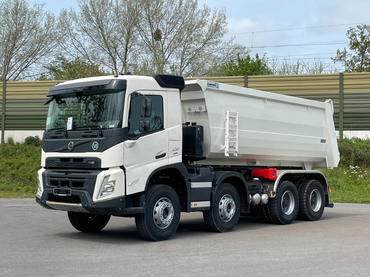 Volvo FMX 460 8x4 EuromixMTP EMK 20m³ Mulden Kipper - Istovarivač: slika 1 Volvo FMX 460 8x4 EuromixMTP EMK 20m³ Mulden Kipper - Istovarivač: slika 1