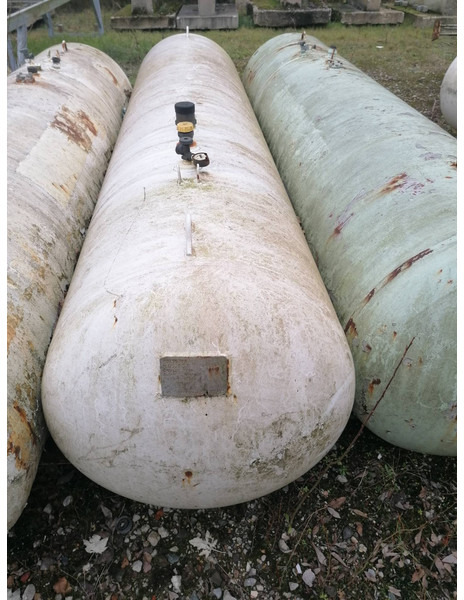De Visser gastank Used Propane/Butane LPG tanks 1600 L (0,8 ton) Used ID 1.200 - Rezervoar za gorivo: slika 2 De Visser gastank Used Propane/Butane LPG tanks 1600 L (0,8 ton) Used ID 1.200 - Rezervoar za gorivo: slika 2