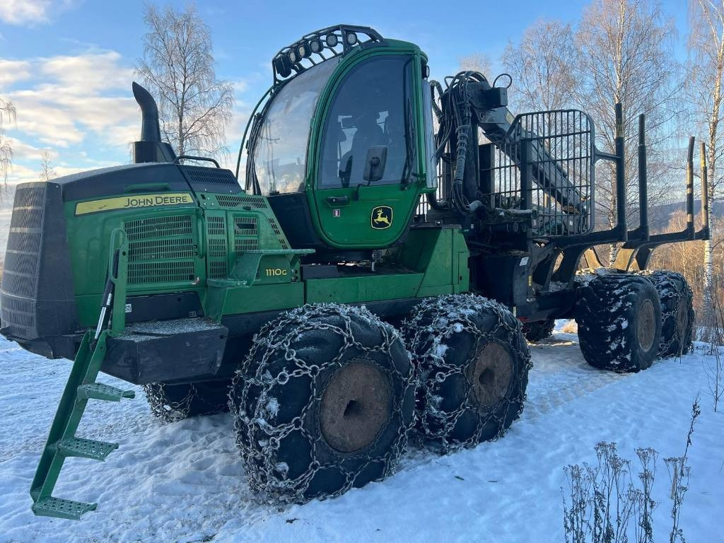 John Deere 1110 G - Prevoznik: slika 1 John Deere 1110 G - Prevoznik: slika 1