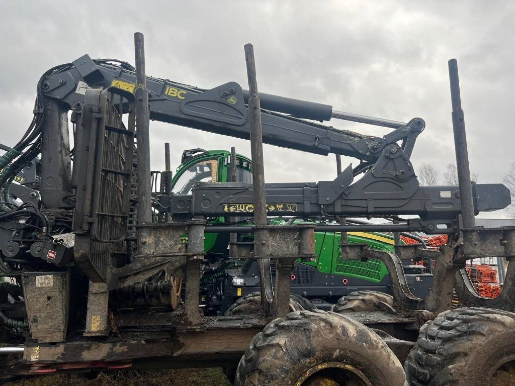 John Deere 1510 G - Kombajn za šumarstvo: slika 4 John Deere 1510 G - Kombajn za šumarstvo: slika 4