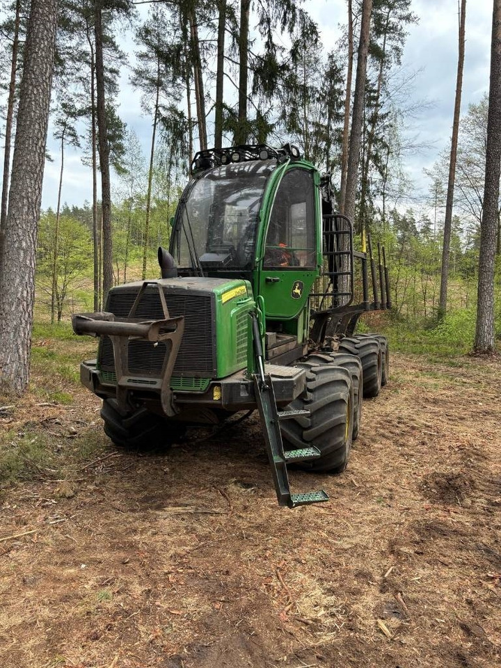 John Deere 810 E - Prevoznik: slika 2 John Deere 810 E - Prevoznik: slika 2