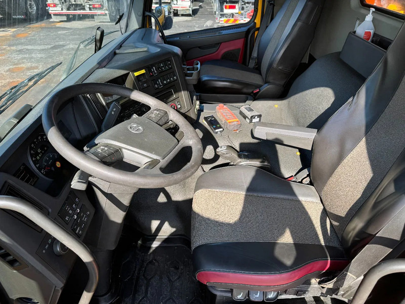 Vakuumska cisterna Volvo FMX 450 6x2*4, Combi Sludge / High Pressure-truck, 2017: slika 18