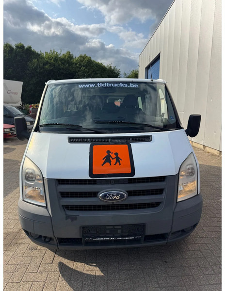 Ford **TRANSIT-9SEATS** - Autobus: slika 2 Ford **TRANSIT-9SEATS** - Autobus: slika 2