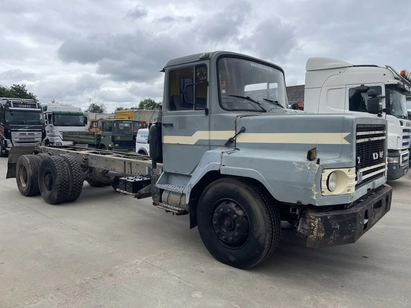 DAF 2800 **2800NAT-6X4-DUTCH REGISTRATION** - Kamion sa golom šasijom i zatvorenom kabinom: slika 3 DAF 2800 **2800NAT-6X4-DUTCH REGISTRATION** - Kamion sa golom šasijom i zatvorenom kabinom: slika 3
