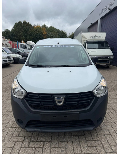 Dacia Dokker **55Kw-EURO6D-AIRCO** - Mali kombi: slika 2 Dacia Dokker **55Kw-EURO6D-AIRCO** - Mali kombi: slika 2