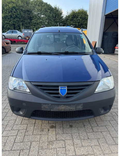 Dacia Logan **EURO 4** - Automobil: slika 2 Dacia Logan **EURO 4** - Automobil: slika 2