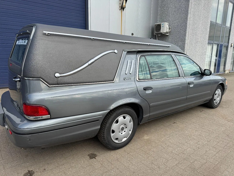 Ford VICTORIA CROWN **CORBILLARD-HEARSE-BESTATTUNGSWAGEN** - Automobil: slika 4 Ford VICTORIA CROWN **CORBILLARD-HEARSE-BESTATTUNGSWAGEN** - Automobil: slika 4