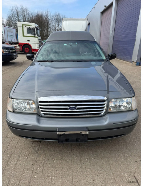 Ford VICTORIA CROWN **CORBILLARD-HEARSE-BESTATTUNGSWAGEN** - Automobil: slika 3 Ford VICTORIA CROWN **CORBILLARD-HEARSE-BESTATTUNGSWAGEN** - Automobil: slika 3
