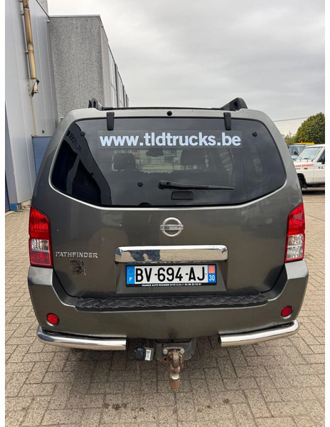 Nissan Pathfinder **AIRCO-EURO 3-7 SEATS** - Automobil: slika 5 Nissan Pathfinder **AIRCO-EURO 3-7 SEATS** - Automobil: slika 5