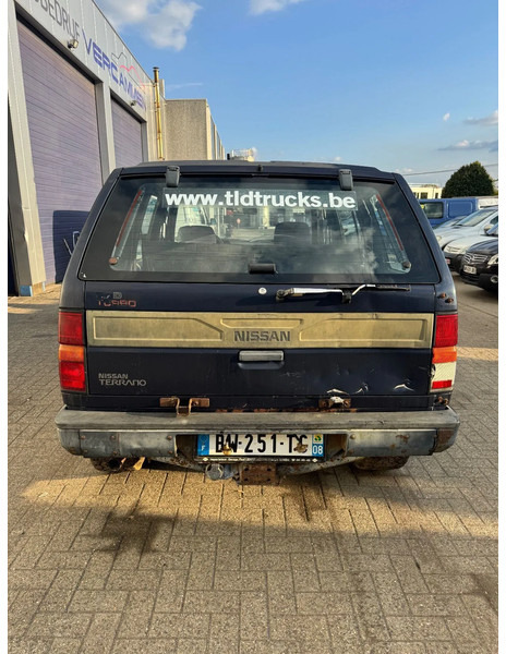 Nissan Terrano **4X4-DIESEL-LONG CHASSIS** - Automobil: slika 5 Nissan Terrano **4X4-DIESEL-LONG CHASSIS** - Automobil: slika 5