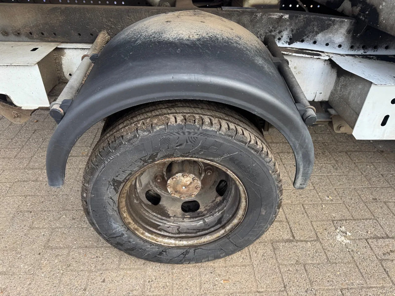 Renault Master **EURO 5-2300DCI** - Dostavno vozilo kiper: slika 5 Renault Master **EURO 5-2300DCI** - Dostavno vozilo kiper: slika 5