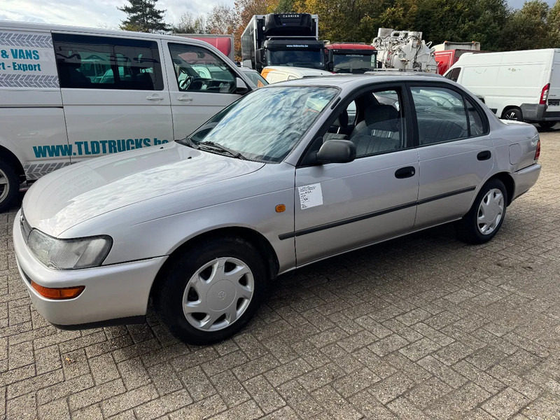 Toyota Corolla **PETROL-AUTOMATIC-BELGIAN CAR** - Limuzina: slika 1 Toyota Corolla **PETROL-AUTOMATIC-BELGIAN CAR** - Limuzina: slika 1