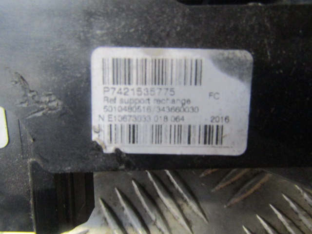 DAF LF 220 INDICATOR / WIPER STALK COMPLETE P/NO 7421535734 / 7421535775 - Kabina i enterijer za Kamion: slika 3 DAF LF 220 INDICATOR / WIPER STALK COMPLETE P/NO 7421535734 / 7421535775 - Kabina i enterijer za Kamion: slika 3
