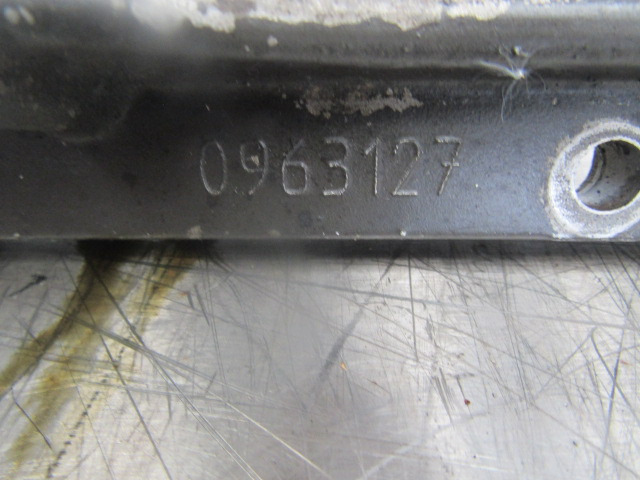 DAF XF 105 460 (MX340SI) SUMP LOCKING RING P/NO 0963127 - Motor i delovi za Kamion: slika 2 DAF XF 105 460 (MX340SI) SUMP LOCKING RING P/NO 0963127 - Motor i delovi za Kamion: slika 2