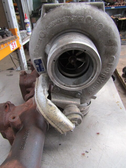 DAF XF 105 460 (MX340SI) TURBO & MANIFOLD COMPLETE ‘BORG WARNER’ 13879980066 - Turbo za Kamion: slika 2 DAF XF 105 460 (MX340SI) TURBO & MANIFOLD COMPLETE ‘BORG WARNER’ 13879980066 - Turbo za Kamion: slika 2