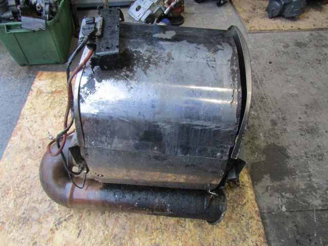 DAF XF 105 EXHAUST DPF/CAT EURO 5 SPEC P/NO 1747245 - Izduvni sistem za Kamion: slika 2 DAF XF 105 EXHAUST DPF/CAT EURO 5 SPEC P/NO 1747245 - Izduvni sistem za Kamion: slika 2