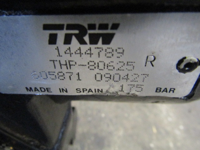 DAF XF 105 STEERING BOX TRW P/NO 49002081 - Upravljački sistem za Kamion: slika 3 DAF XF 105 STEERING BOX TRW P/NO 49002081 - Upravljački sistem za Kamion: slika 3
