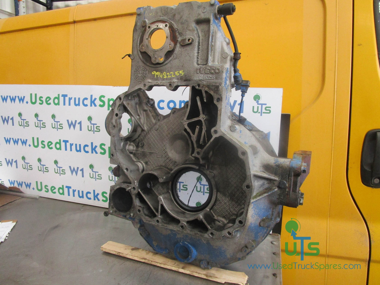 IVECO CURSOR 8 FLYWHEEL BELLHOUSING P/NO 99482255 - Zamajac za Kamion: slika 1 IVECO CURSOR 8 FLYWHEEL BELLHOUSING P/NO 99482255 - Zamajac za Kamion: slika 1