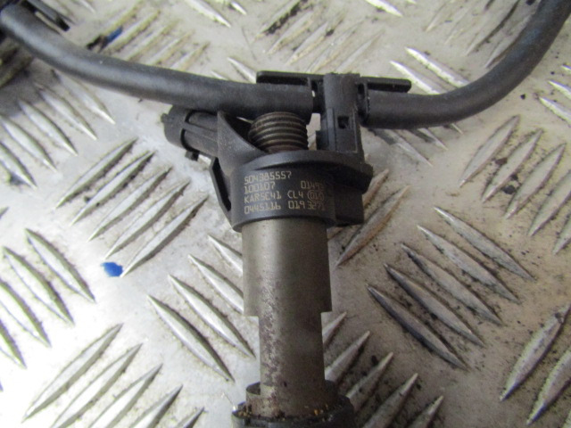 IVECO DAILY 3.0 EURO 5 BOSCH INJECTORS P/NO 04451160193271 - Sistem goriva za Kamion: slika 2 IVECO DAILY 3.0 EURO 5 BOSCH INJECTORS P/NO 04451160193271 - Sistem goriva za Kamion: slika 2