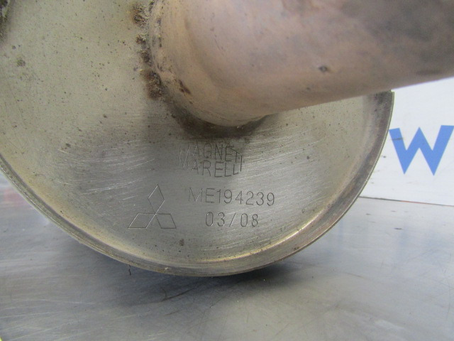 MITSUBISHI FUSO 4M50 DPF EXHAUST P/NO ME194239 - Izduvni sistem za Kamion: slika 3 MITSUBISHI FUSO 4M50 DPF EXHAUST P/NO ME194239 - Izduvni sistem za Kamion: slika 3