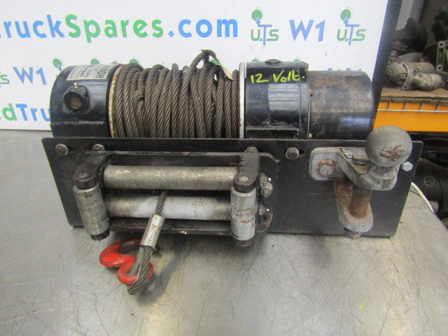 PIERCE 12,500 ELECTRIC 12 VOLT WINCH - Vitlo za Korisno/ Posebno vozilo: slika 1 PIERCE 12,500 ELECTRIC 12 VOLT WINCH - Vitlo za Korisno/ Posebno vozilo: slika 1
