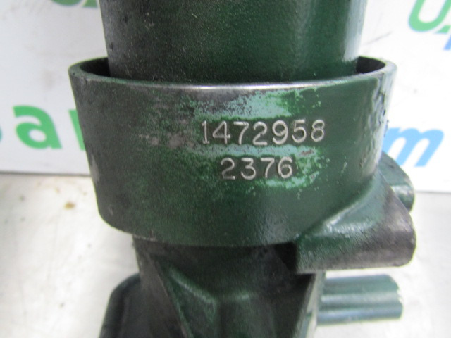 SCANIA 144/164 V8 AIR INTAKE PIPE P/NO 1472958/2376 - Motor i delovi za Kamion: slika 2 SCANIA 144/164 V8 AIR INTAKE PIPE P/NO 1472958/2376 - Motor i delovi za Kamion: slika 2