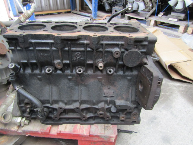 SCHMIDT SWINGO EURO 4 ENGINE BLOCK TYPE VM R754 - Motor i delovi za Kamion: slika 4 SCHMIDT SWINGO EURO 4 ENGINE BLOCK TYPE VM R754 - Motor i delovi za Kamion: slika 4