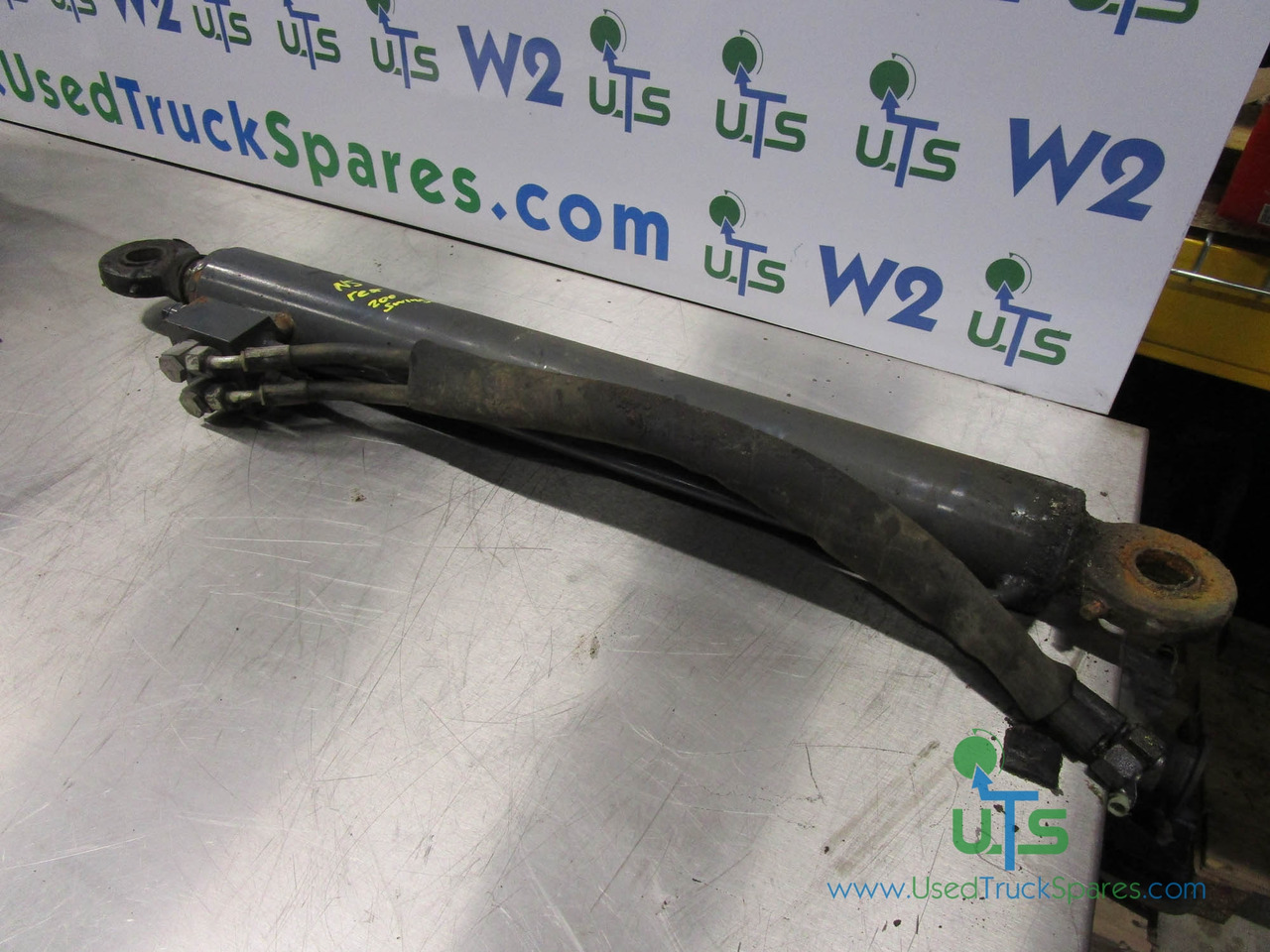 SCHMIDT SWINGO R/HAND SIDE BODY HOPPER TIPPING RAM - Hidraulični cilindar za Korisno/ Posebno vozilo: slika 1 SCHMIDT SWINGO R/HAND SIDE BODY HOPPER TIPPING RAM - Hidraulični cilindar za Korisno/ Posebno vozilo: slika 1