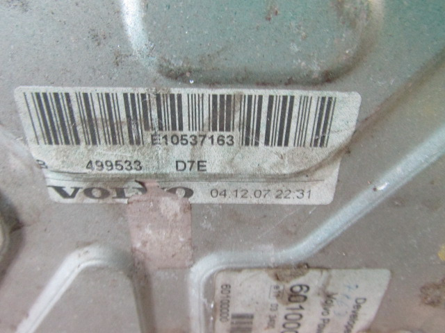 VOLVO D7E ENGINE ECU P/NO 60100000 P06 VOLVO P/NO 499553 - Upravljačka jedinica za Kamion: slika 3 VOLVO D7E ENGINE ECU P/NO 60100000 P06 VOLVO P/NO 499553 - Upravljačka jedinica za Kamion: slika 3