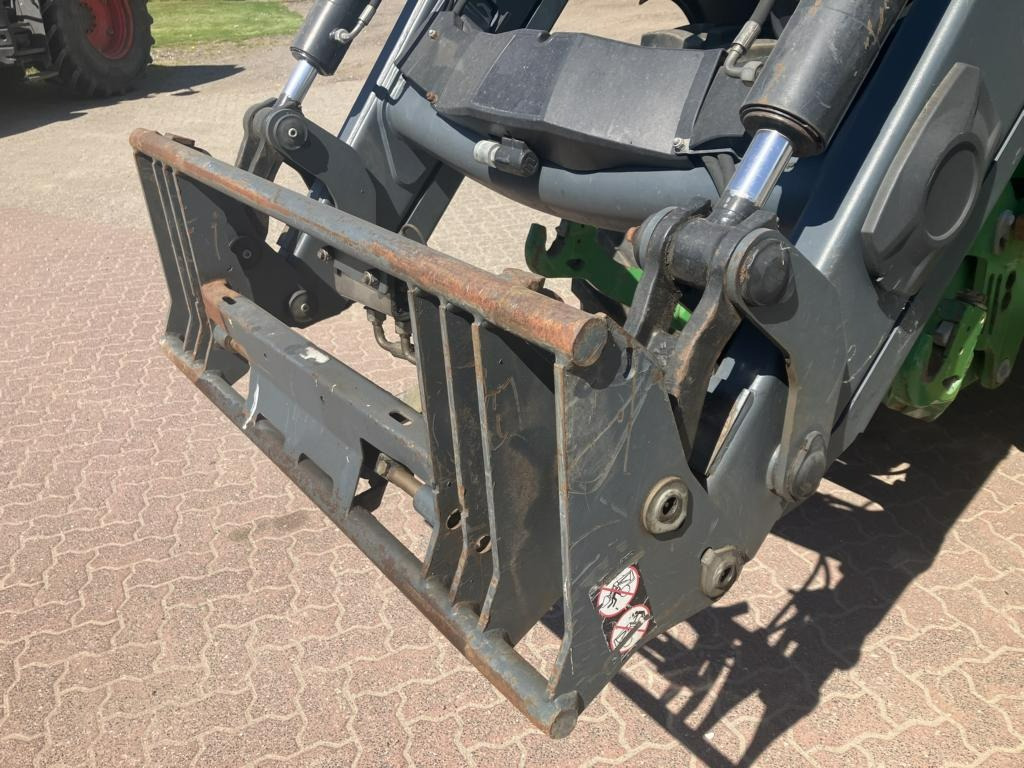 John Deere 6125R - Traktor: slika 5 John Deere 6125R - Traktor: slika 5