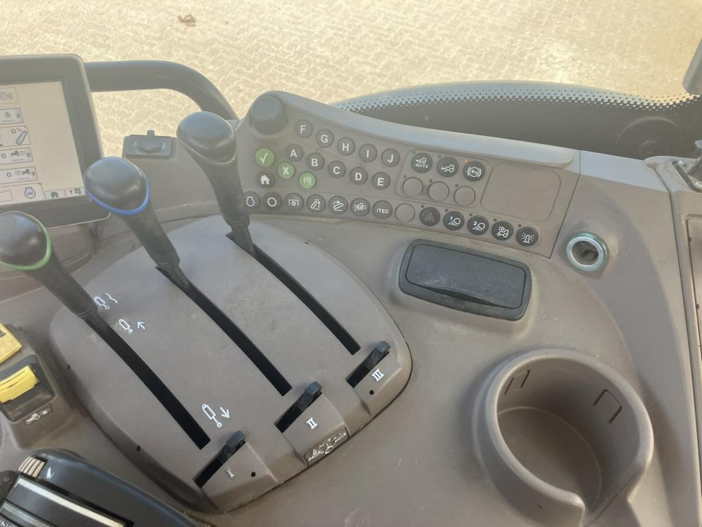 Traktor John Deere 6125R: slika 21