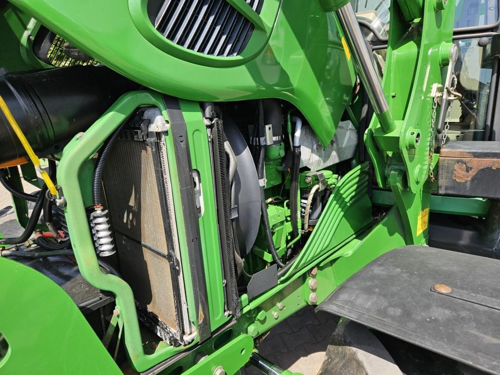 John Deere 6230 - Traktor: slika 4 John Deere 6230 - Traktor: slika 4