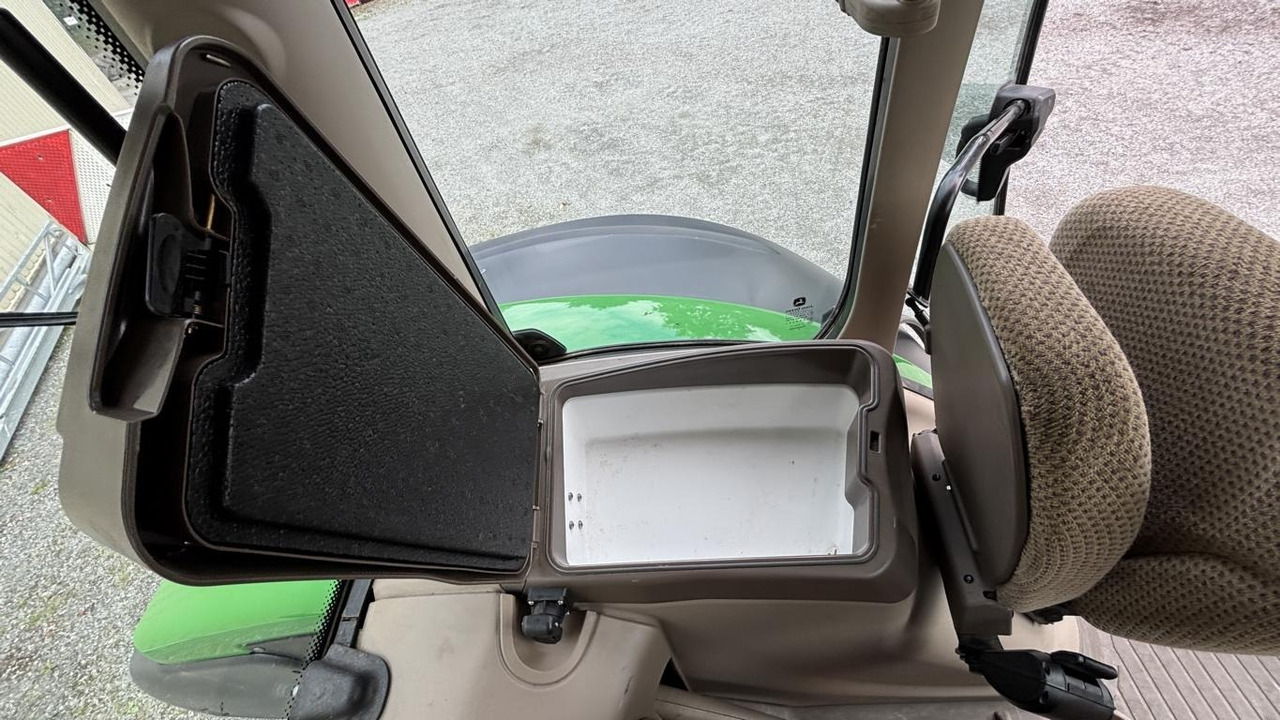 John Deere 6R195 - Traktor: slika 5 John Deere 6R195 - Traktor: slika 5