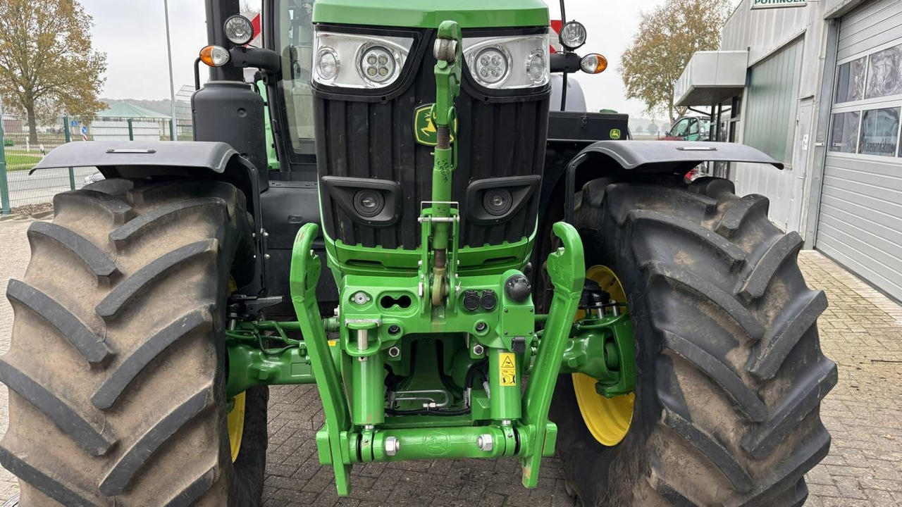 Novu Traktor John Deere 6R215: slika 24 Novu Traktor John Deere 6R215: slika 24