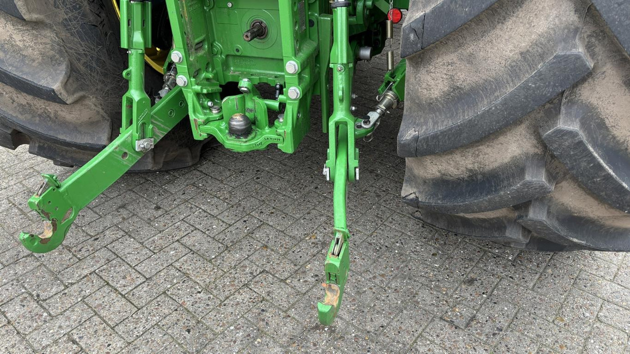 Novu Traktor John Deere 6R215: slika 7 Novu Traktor John Deere 6R215: slika 7